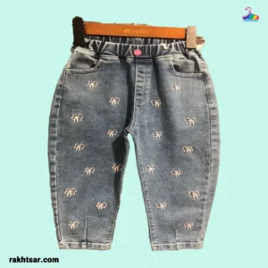 شلوار جین دخترانه مام فیت گلدوزی شده پاپیونی